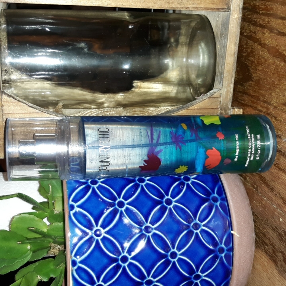 Bath & Body Works "Country Chic" Bodycare
